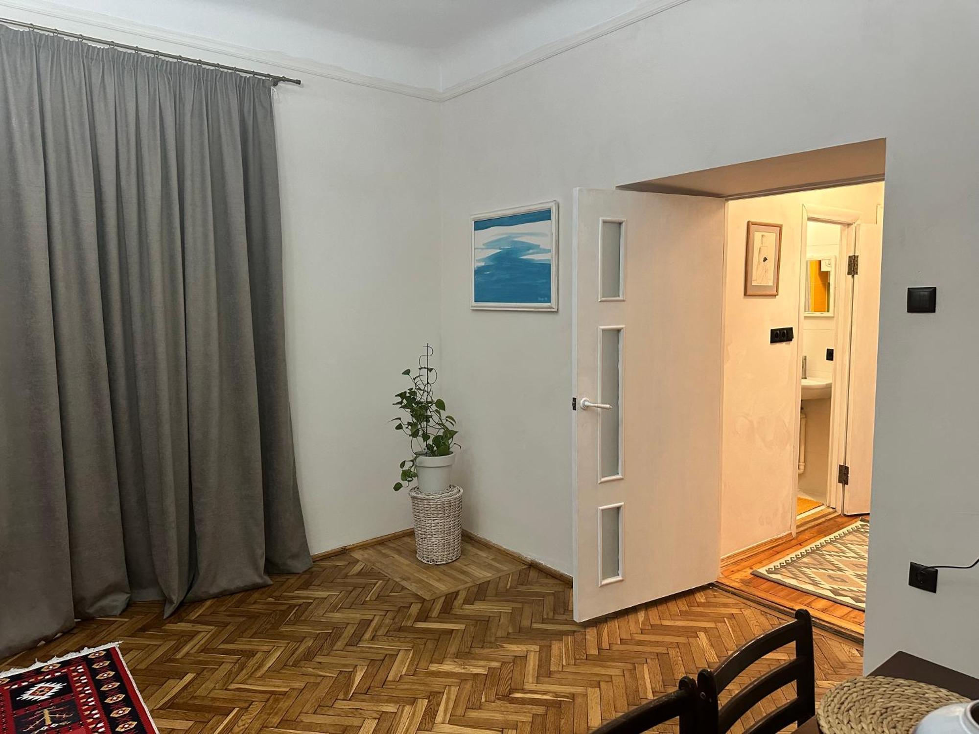 Art Apartment On Kylisha Str Lemberg Exterior foto